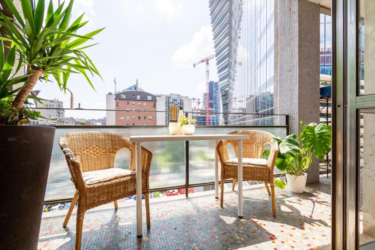 Palazzo Lombardia - Station - Bighome * Milano